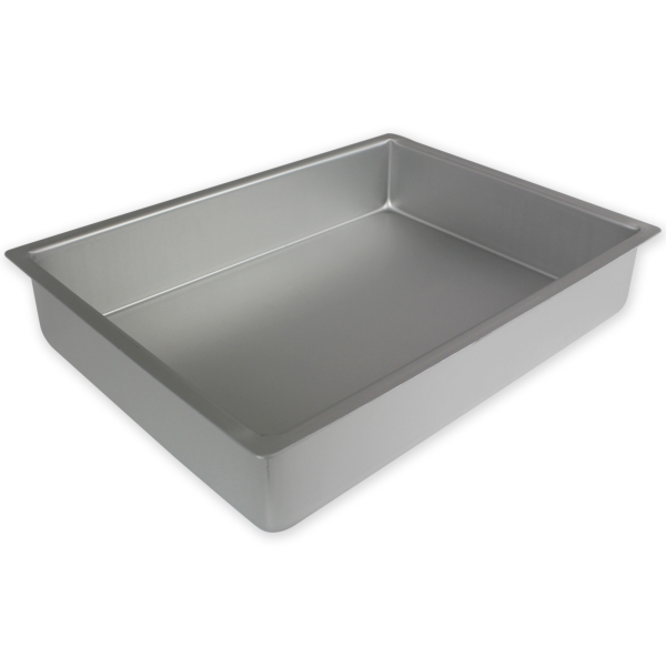 Oblong Cake Pan 16 x 12 x 3 (406 x 305 x 76mm)